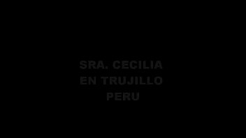 TRUJILLANA CECY ALVA EN VIDEO SENSUAL